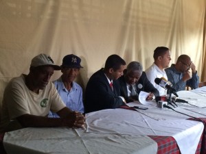 Rueda de prensa esta mañana presentes para el ODHGV el Licdo Guillermo Peña, para la CNDH el Dr. Manuel María Mercedes 