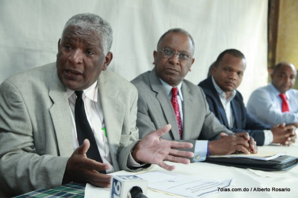 ruenda de prensa informe 2015.jpg